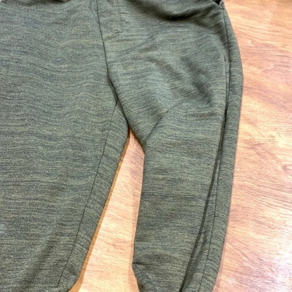 Athletic works green joggers size small - Picture 4 of 5